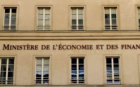 French government struggles with deficit